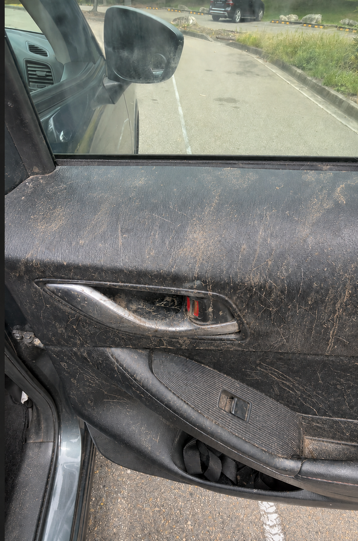 Without door protection